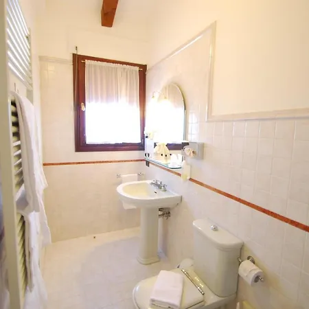 Rocca Conference Y Restaurante 4*