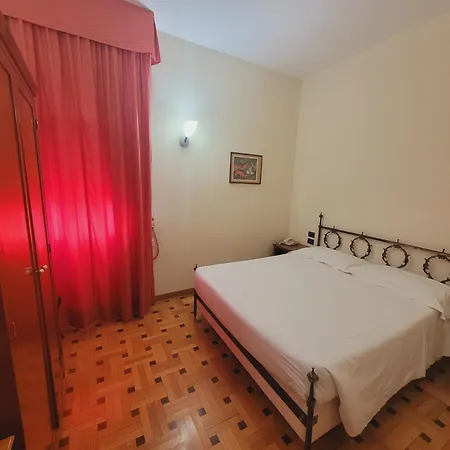Rocca Conference Y Restaurante 4*