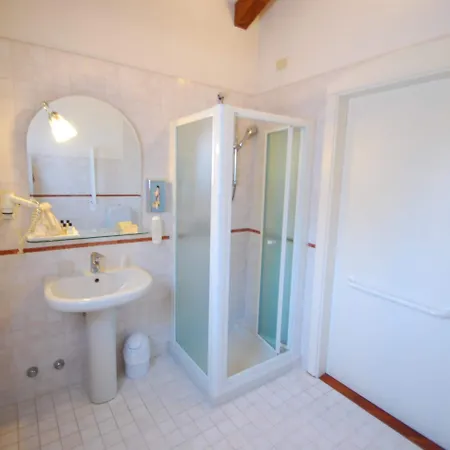 Rocca Conference & Restaurant Hotel