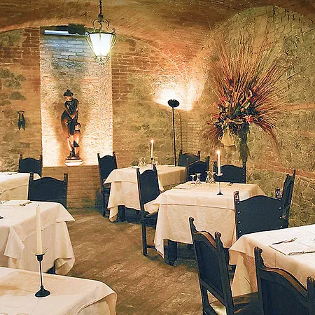 Rocca Conference Y Restaurante Bazzano