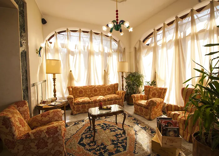 מלון Rocca Conference & Restaurant 4*