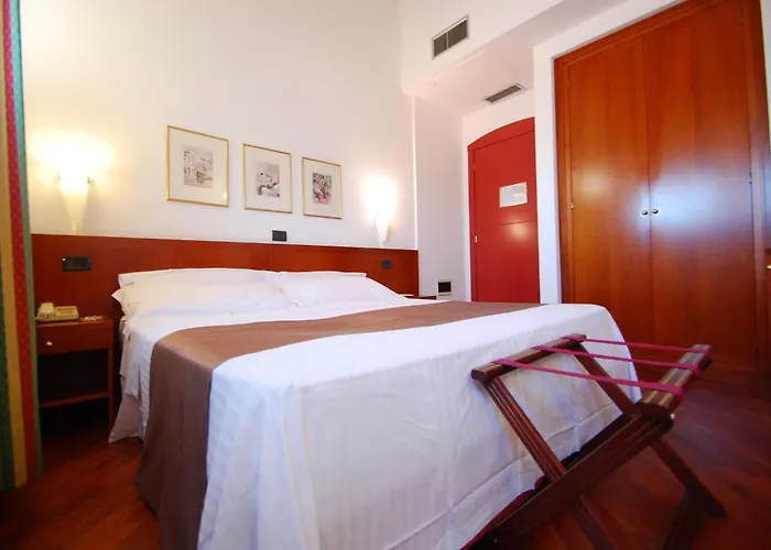 מלון Rocca Conference & Restaurant Bazzano