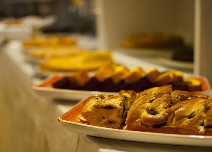 מלון Rocca Conference & Restaurant 4*