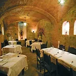 Rocca Conference & Restaurant Отель