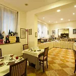Rocca Conference & Restaurant Hotel