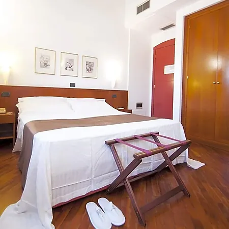 Rocca Conference & Restaurant Hotel