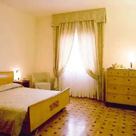 Rocca Conference & Restaurant Hotel