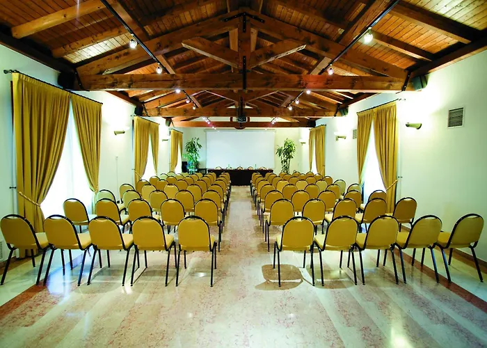 Hotel Rocca Conference & Restaurant